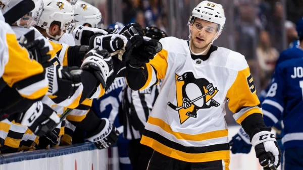 Theodor Blueger and his «Vancouver» defeated Alexander Ovechkin«s team