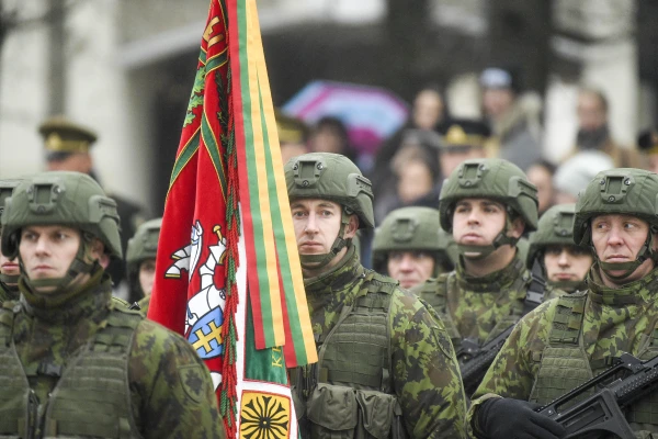 «You Don’t Fight with Paving Stones»: Scandal in Lithuania – Not Enough Money for the Army