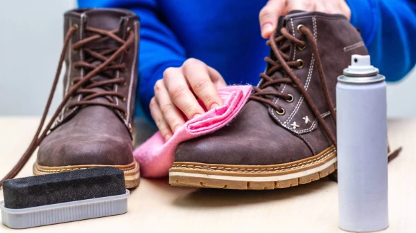 Two Boots Make a Pair: How to Prepare Leather Shoes for Cold and Slush