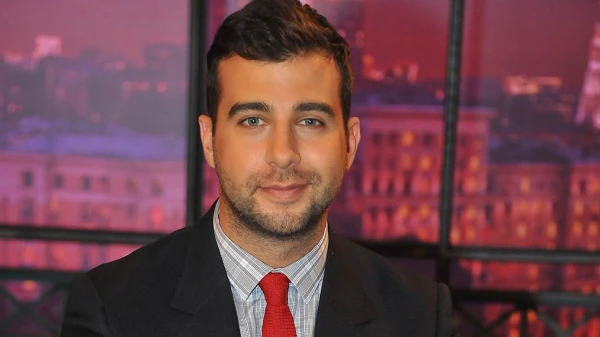 Former TV Channel Employee Reveals Secret in Urgant's Work