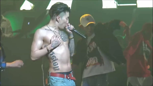 Scandalous 'Naked Party' in Korea: W Korea's Charity Evening Turned into a Show