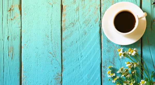 Choose the moment, add chamomile: 4 ways to enhance the benefits of coffee