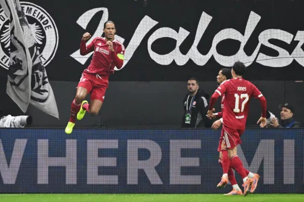 Champions League. Liverpool crushes Eintracht and ends losing streak