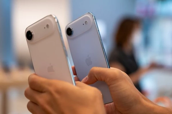 This is a failure: Apple has virtually halted production of one iPhone model