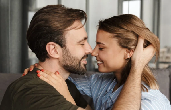 Why You Should Choose a Man Who Loves You More: 5 Arguments from a Psychologist