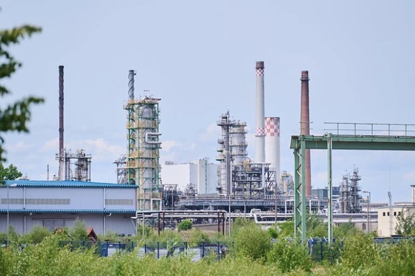 Australia, Japan, and New Zealand Join EU Price Cap on Russian Oil