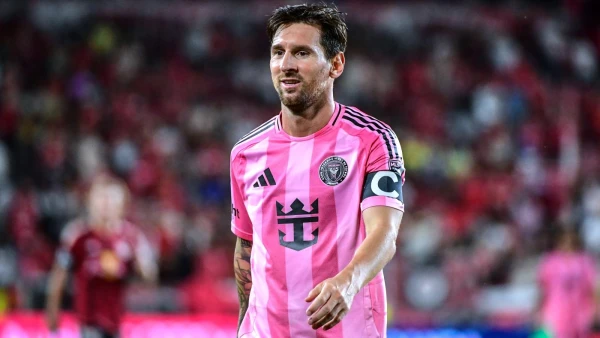 Lionel Messi extends contract with Inter Miami