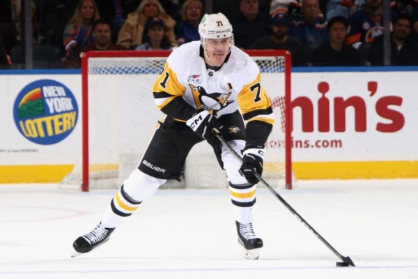 NHL. Evgeni Malkin Matches Legendary Gordie Howe's Record Set 57 Years Ago