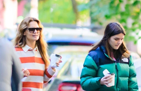 Upset Teenager: How 19-Year-Old Suri Cruise Lives