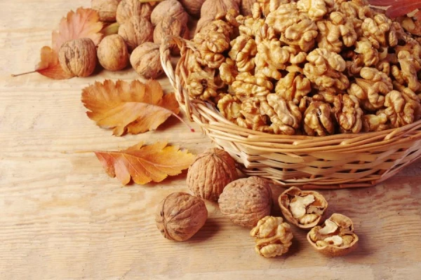Easy and Simple: 4 Proven Ways to Quickly and Easily Shell Walnuts