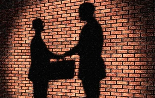 Want to Combat the Shadow Economy? Ban This Industry - Pietiek.com