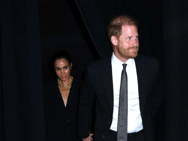 В тени знаменитого мужа.