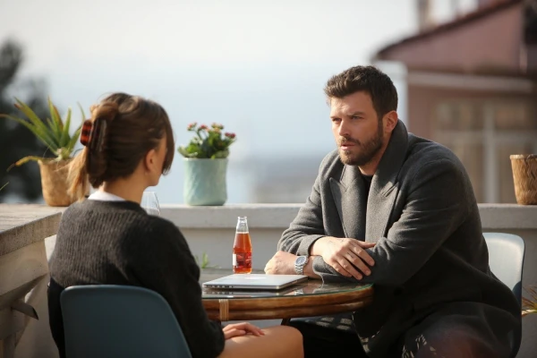 Why Men Are More Likely to Leave Sick Wives: Study Shocks Psychologists