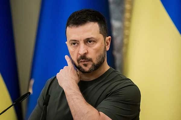 Zelensky Threatens to Intensify Strikes on Russia