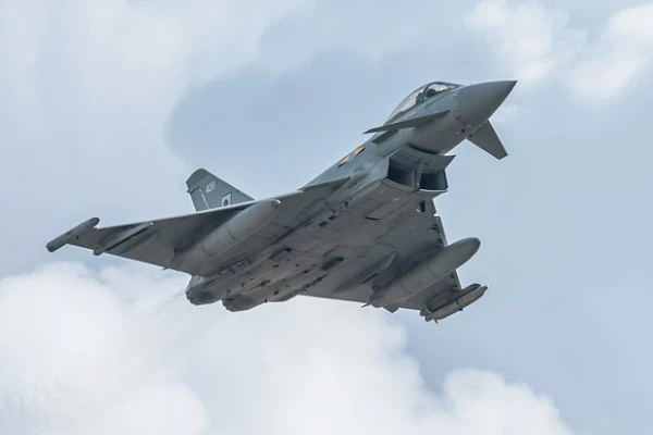 The United Kingdom has signed a defense agreement with Turkey