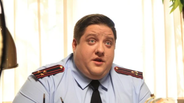 Actor Roman Popov, known for his role as Mukich in the series 'Police Officer from Rublyovka', has died