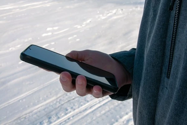 Signs of Surveillance of People Using Gadgets Revealed
