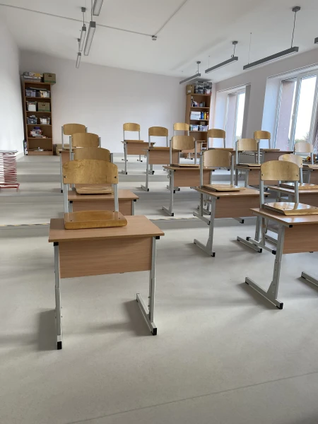 In Tight Spaces and in Offense: How Olainem Technological College Was Turned into a 'Communal Apartment'