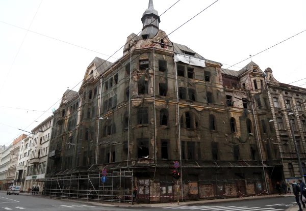 Riga Mayor Demands a Whip to Punish an Estonian Millionaire