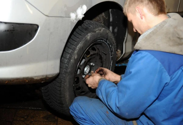 Winter is Coming! Drivers Urged Not to Delay Tire Replacement