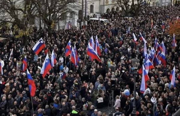 In the Slovenian city, thousands protest after an attack for which accusations have been made against Roma