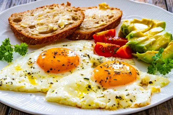 6 Ways to Make Scrambled Eggs Especially Tender