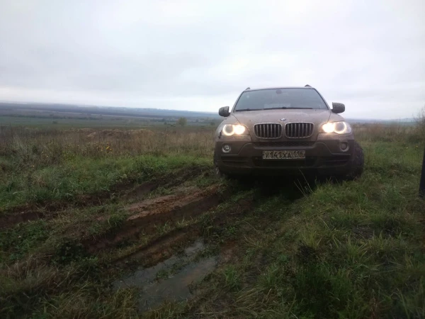 Кажется, этот баварец заехал не туда.