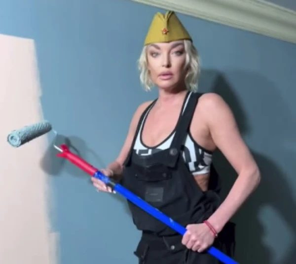 Пилотка есть - шпагат не нужен.