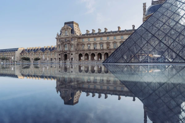 Five more people arrested on suspicion of involvement in the Louvre theft