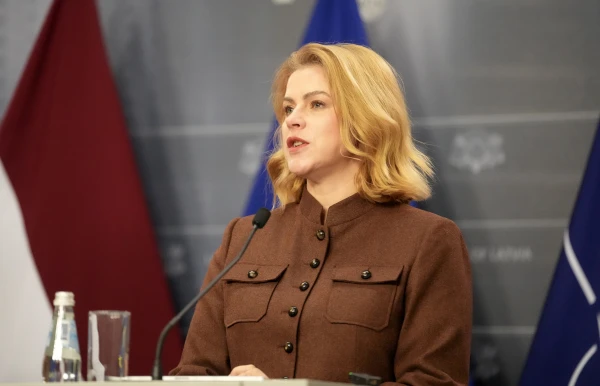 And her revenge will be terrible... How can Silina punish her power partners?