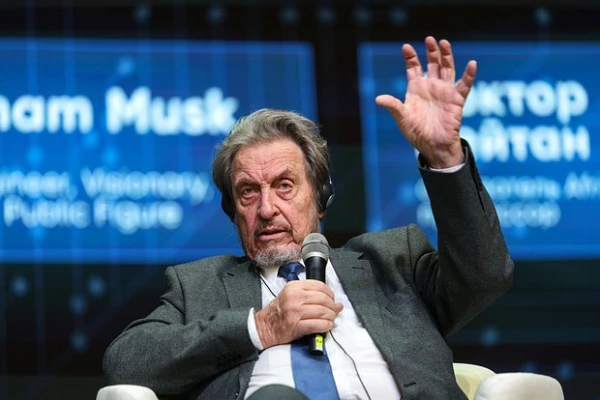 Elon Musk's Father Blames American Arms Manufacturers for the Cancellation of Putin and Trump's Meeting