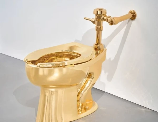A Golden Toilet to Be Auctioned on Latvia's Independence Declaration Day