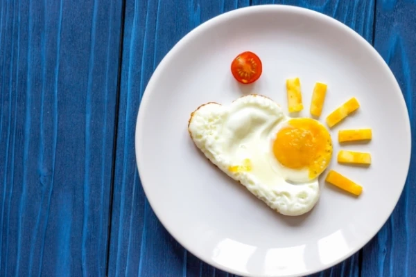 Four Common Breakfast Habits That Harm Your Stomach