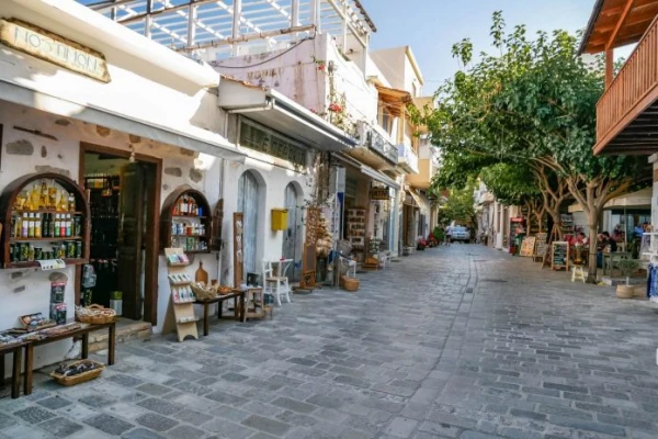 Vendetta in Crete: Feud Between Two Families Erupted in Bloody Shootout