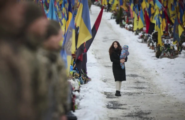 Who Will Help Ukraine Settle Its Debts? Debt Increased by 300%