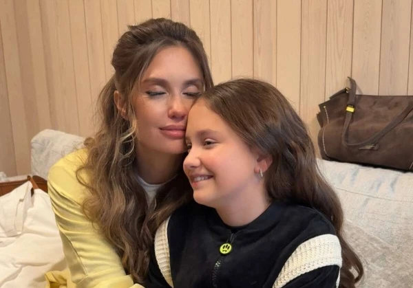 Tenderness and Motherly Love: Agata Muceniece and Her Daughter Mia Captivated the Internet