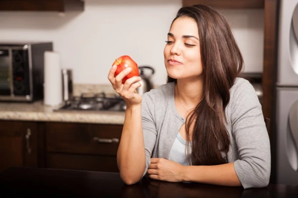 When Apples Can Be Harmful: Who Should Refrain