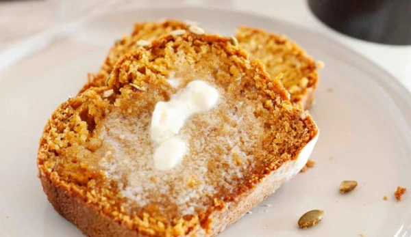 Autumn Dessert: Pumpkin Bread with Creamy Filling