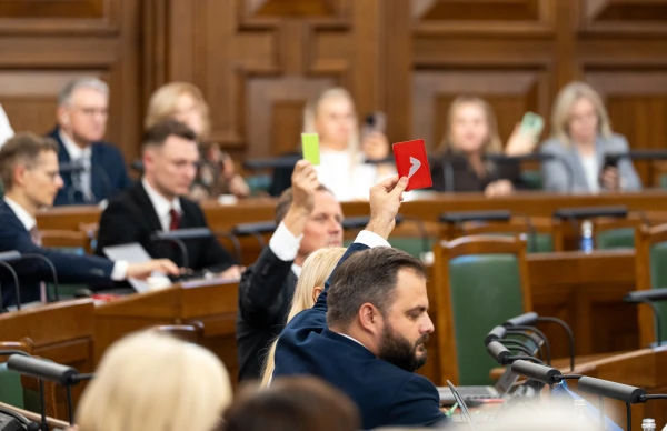 The War of Signatures and Nerves: Latvia Faces a Government Crisis