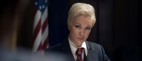 Артистка Дарья Мороз воплотила коварную американскую разведчицу.