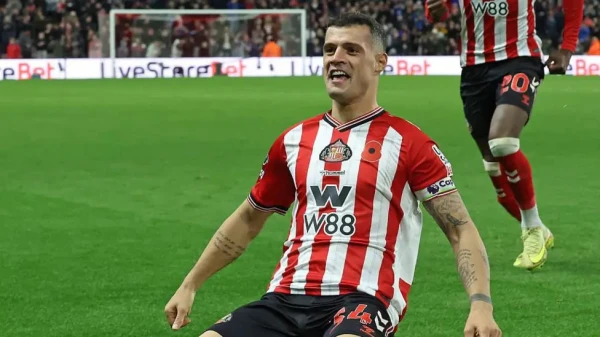 English Championship. Sensational Sunderland Draws with Everton and Remains in Top 4