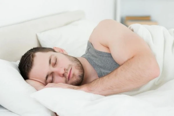 Is it possible to catch up on sleep over the weekend: how to do it right?