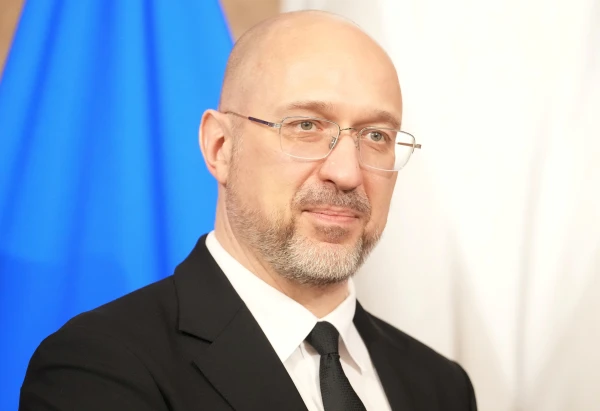 Ukrainian Defense Minister to Receive Final Batch of Latvian Armored Personnel Carriers