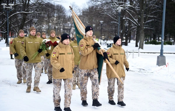 Either Patriots or Nationalists - Civic Education Does Not Help Youth to Decide