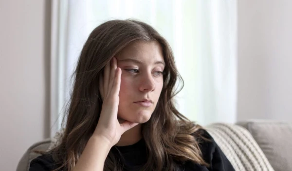 Throw Out of Your Head: 4 Outdated Rules That Drag Women Down and Rob Them of Happiness