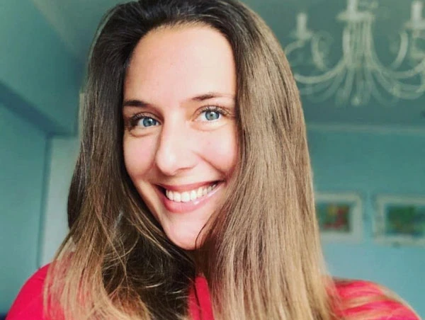 Похожа, как одно лицо.