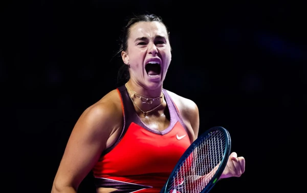 Arina Sobolenko defeated Amanda Anisimova in a tough match and reached the final of the WTA Finals 2025
