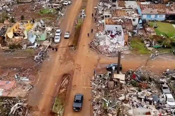 Hurricane in Southern Brazil: At Least Six Dead