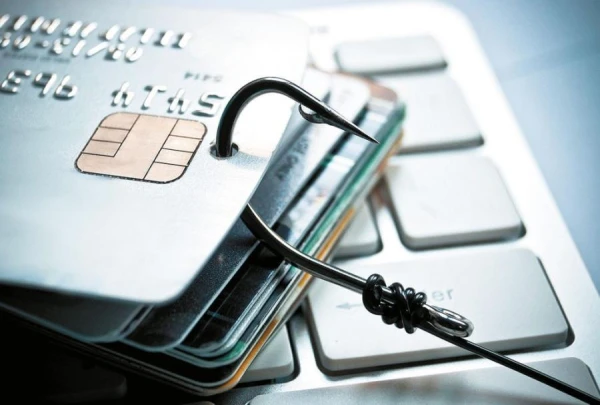 Police Gather Evidence Against 'Money Mule' Who Defrauded 18 Pensioners