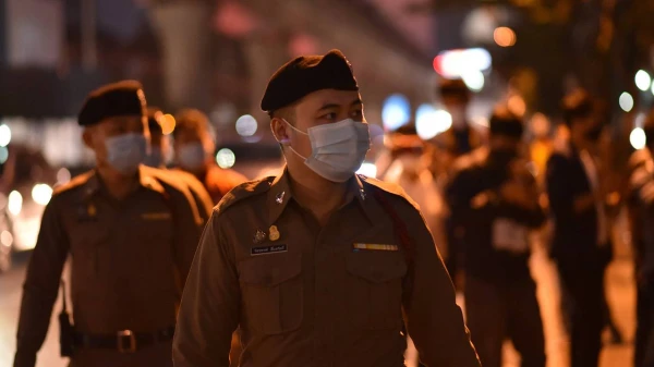 Bus with tourists overturned in Thailand
